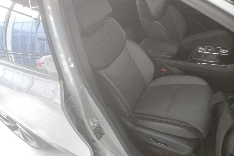 Used Ford Equator Sport New Energy 2025 Luxury Plus Version Right Front Seat