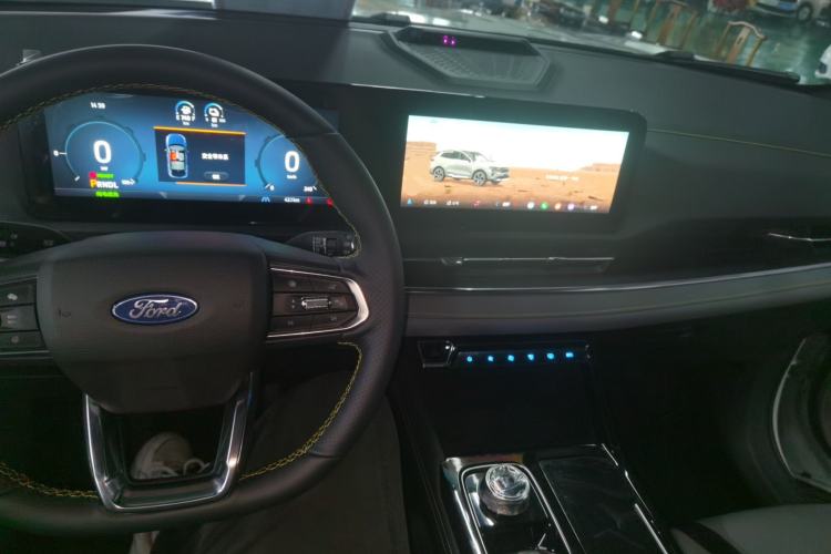 Used Ford Equator Sport New Energy 2025 Luxury Plus Version Center Console