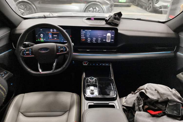 Used Ford Equator Sport New Energy 2025 Luxury Plus Version Center Console