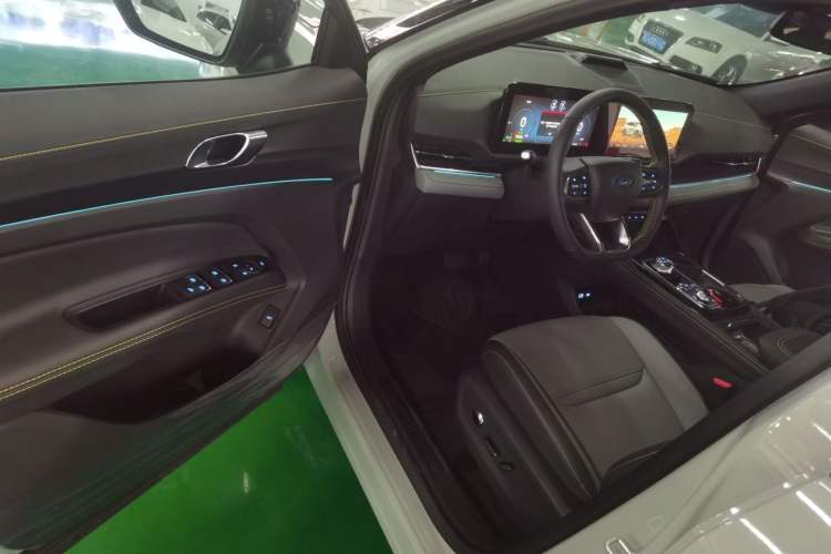 Used Ford Equator Sport New Energy 2025 Luxury Plus Version Driver Seat
