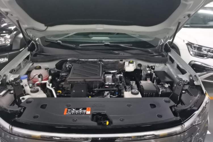 Used Ford Equator Sport New Energy 2025 Luxury Plus Version Engine Bay