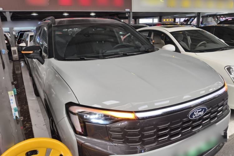 Used Ford Equator Sport New Energy 2025 Luxury Plus Version Front Right 45 Deg