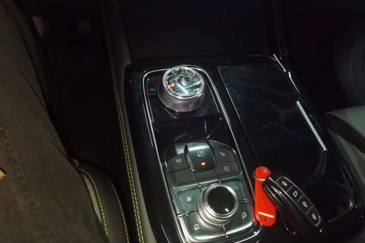 Used Ford Equator Sport New Energy 2025 Luxury Plus Version Gear Lever