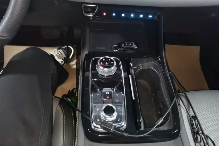 Used Ford Equator Sport New Energy 2025 Luxury Plus Version Gear Lever