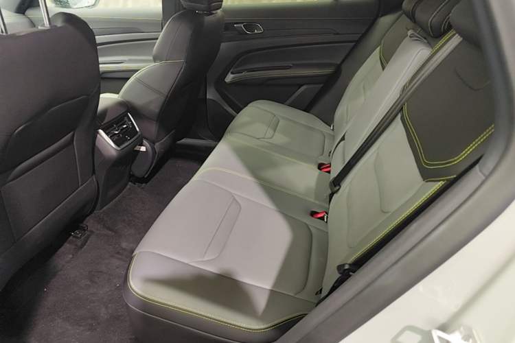 Used Ford Equator Sport New Energy 2025 Luxury Edition Left Rear Seat