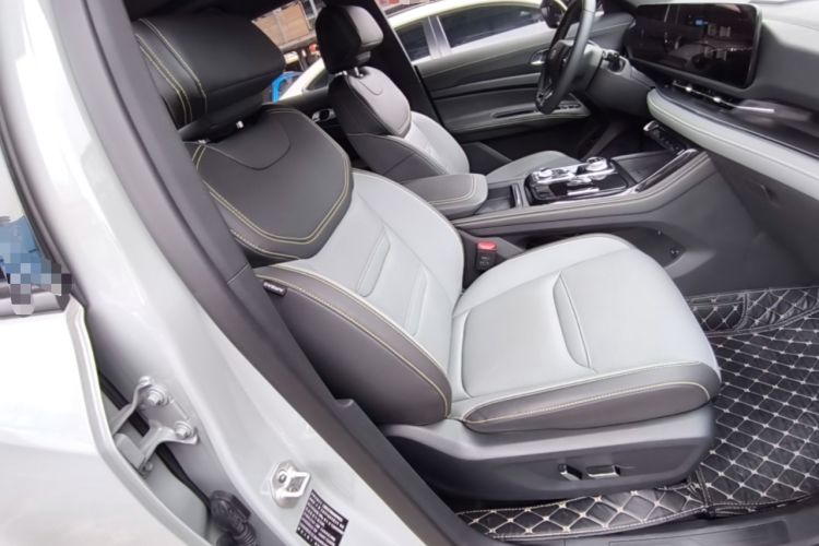 Used Ford Equator Sport New Energy 2025 Luxury Plus Version Right Front Seat