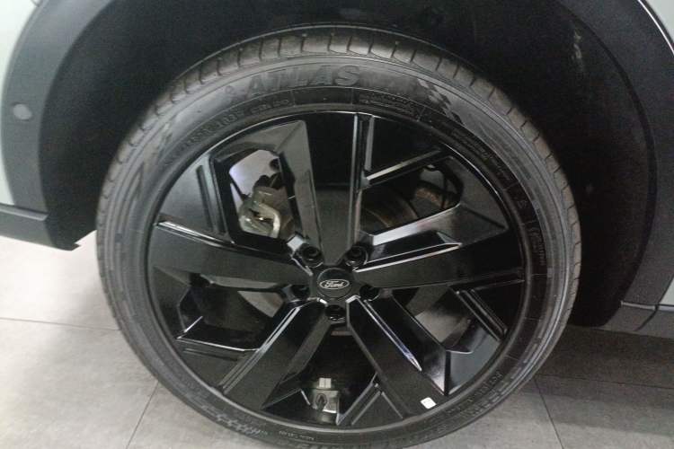Used Ford Equator Sport New Energy 2025 Luxury Plus Version Right Rear Wheel Hub