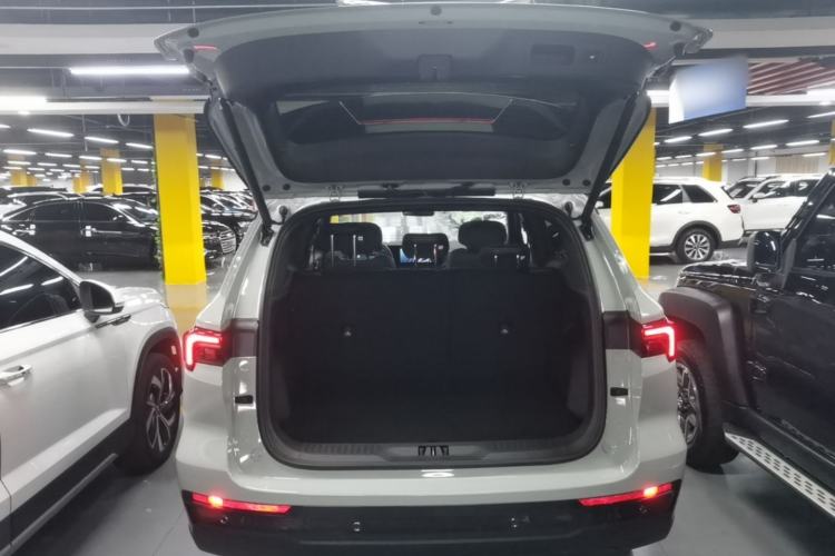 Used Ford Equator Sport New Energy 2025 Luxury Plus Version Trunk