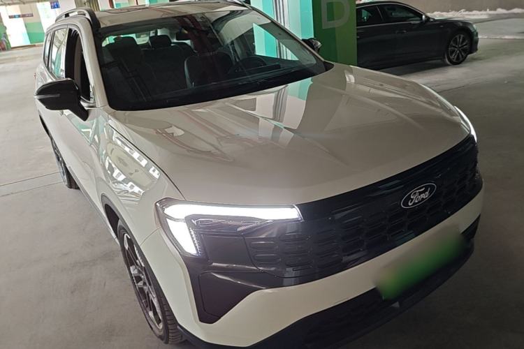 Used Ford Equator Sport New Energy 2025 Platinum Edition Front Right 45 Deg