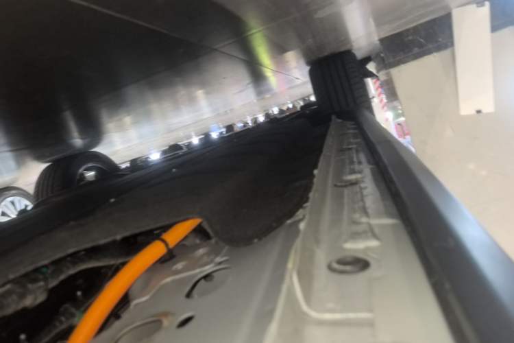 Used Ford Equator Sport New Energy 2025 Platinum Edition Left Side Sill