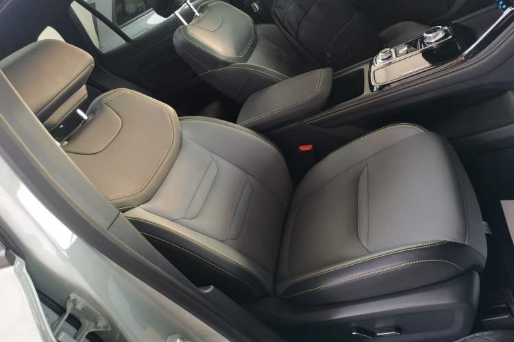 Used Ford Equator Sport New Energy 2025 Luxury Plus Version Right Front Seat