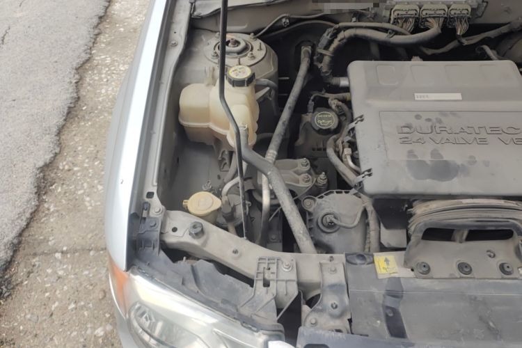 Used Ford Escape  Engine Bay Right