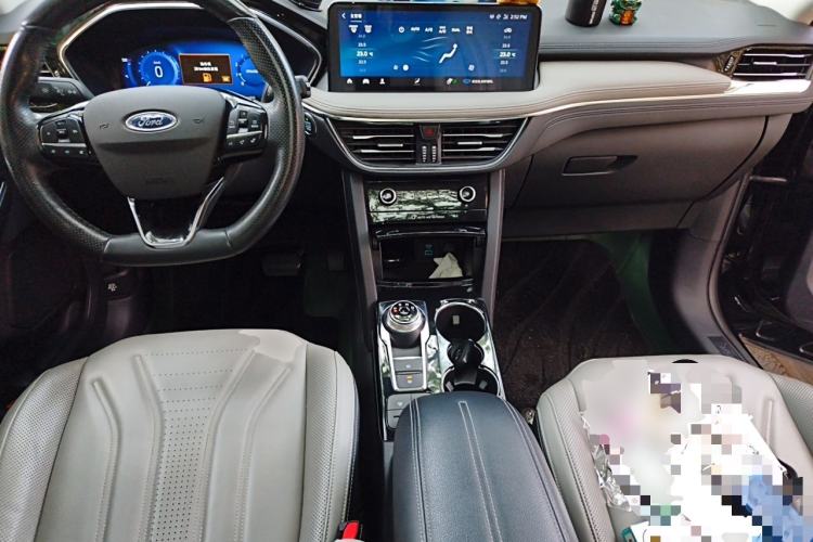 Used Ford Escape 2020 EcoBoost 245 Two-Wheel Drive Smart & Enjoyment Model Center Console