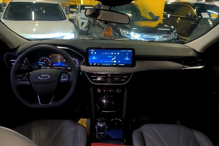 Used Ford Escape 2020 EcoBoost 245 Two-Wheel-Drive Titanium Edition Center Console