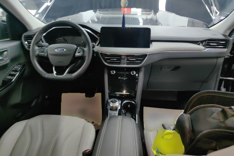 Used Ford Escape 2020 EcoBoost 245 Two-Wheel-Drive Titanium Edition Center Console