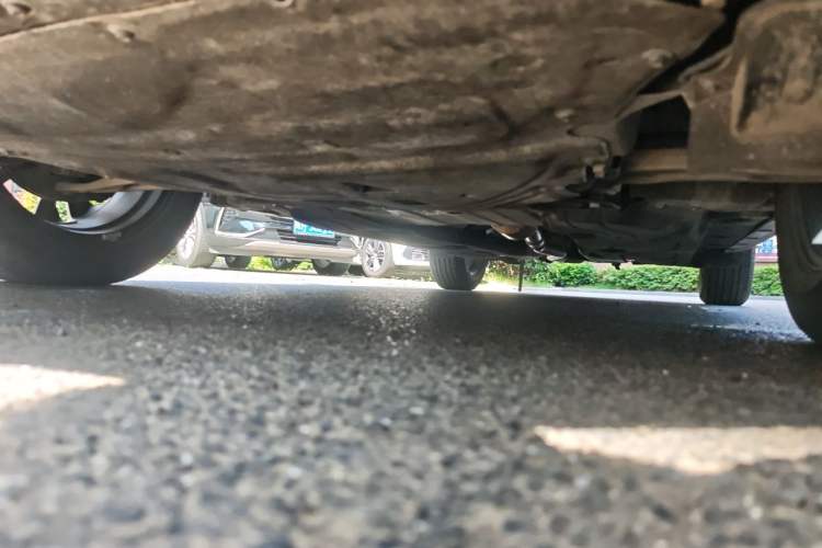 Used Ford Escape 2020 EcoBoost 245 Two-Wheel-Drive Titanium Edition Chassis Front Left