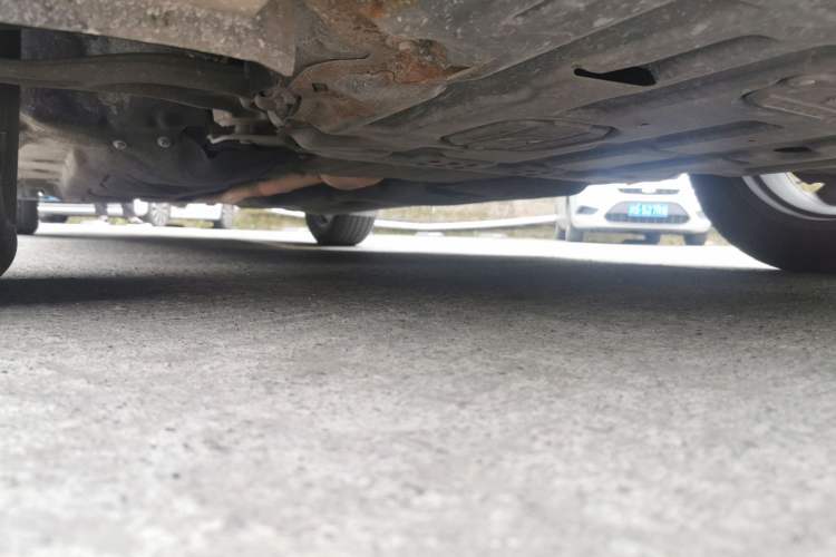 Used Ford Escape 2020 EcoBoost 245 Four-Wheel Drive Titanium Edition Chassis Front Right