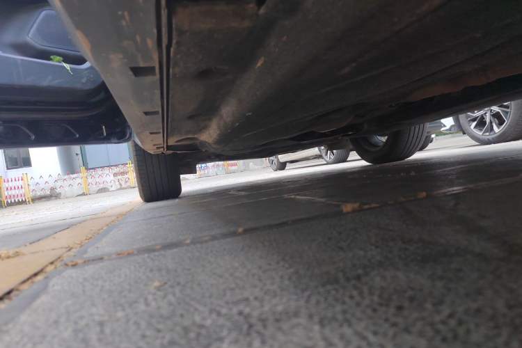 Used Ford Escape 2020 EcoBoost 245 Four-Wheel Drive Titanium Edition Chassis Rear Left