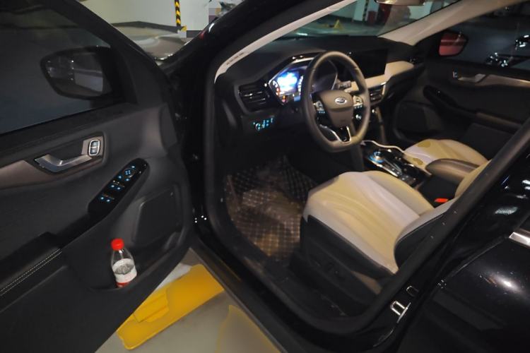 Used Ford Escape 2020 EcoBoost 245 Two-Wheel Drive Smart & Enjoyment Model Driver Seat