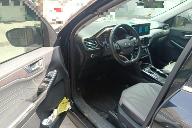 Used Ford Escape 2020 EcoBoost 245 Four-Wheel Drive Titanium Edition Driver Seat