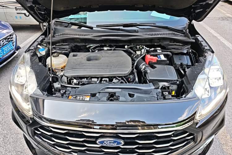 Used Ford Escape 2020 EcoBoost 245 Four-Wheel Drive Titanium Edition Engine Bay