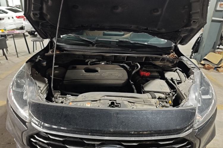 Used Ford Escape 2020 EcoBoost 245 Two-Wheel-Drive Comfort Edition Engine Bay