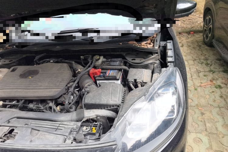 Used Ford Escape 2020 EcoBoost 245 Two-Wheel-Drive Titanium Edition Engine Bay Left