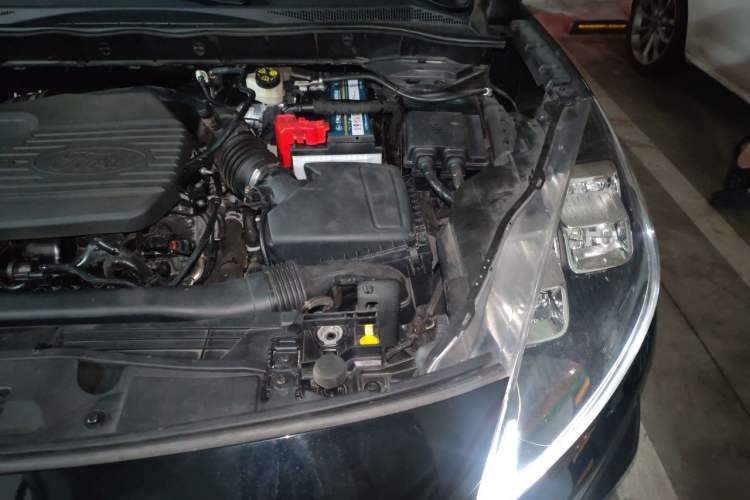 Used Ford Escape 2020 EcoBoost 245 Two-Wheel Drive Smart & Enjoyment Model Engine Bay Left