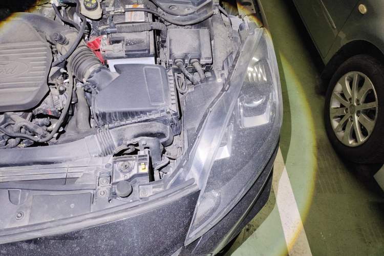 Used Ford Escape 2020 EcoBoost 245 4x4 Enjoyment Model Engine Bay Left