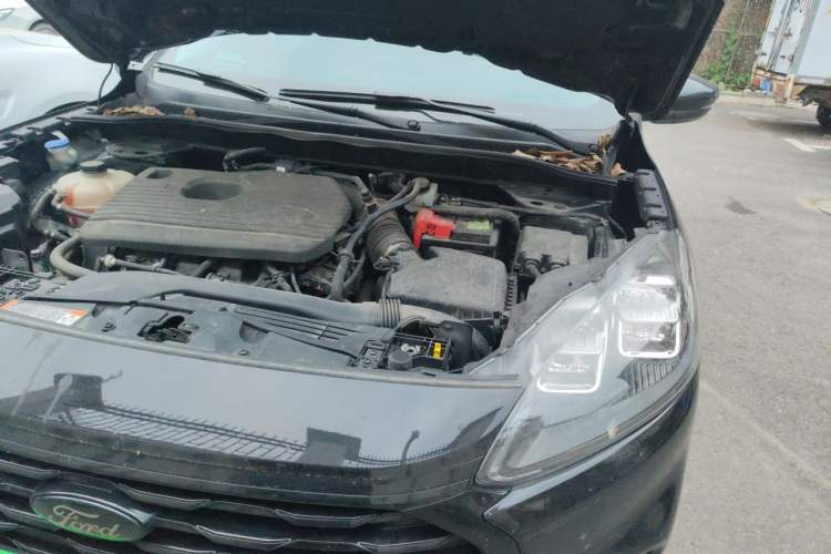 Used Ford Escape 2020 EcoBoost 245 Two-Wheel-Drive Titanium Edition Engine Bay Left