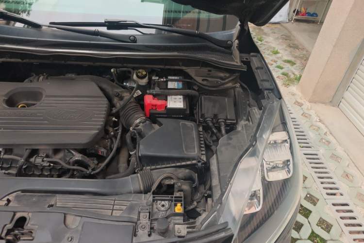 Used Ford Escape 2020 EcoBoost 245 Two-Wheel Drive Smart & Enjoyment Model Engine Bay Left
