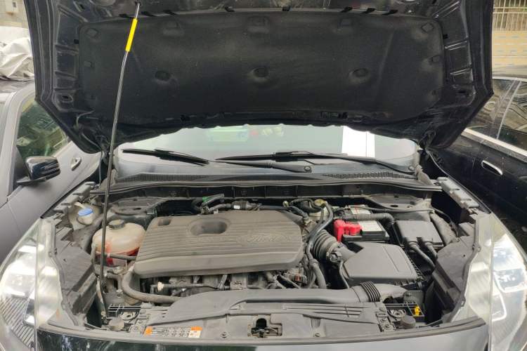 Used Ford Escape 2020 EcoBoost 245 Four-Wheel Drive Luxury Edition Engine Bay