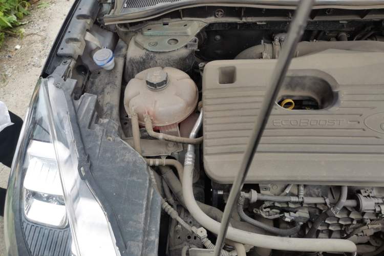 Used Ford Escape 2020 EcoBoost 245 Four-Wheel Drive Titanium Edition Engine Bay Right