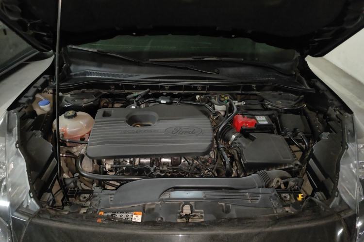 Used Ford Escape 2020 EcoBoost 245 Four-Wheel Drive Titanium Edition Engine Bay