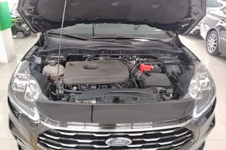 Used Ford Escape 2020 EcoBoost 245 Two-Wheel-Drive Titanium Edition Engine Bay