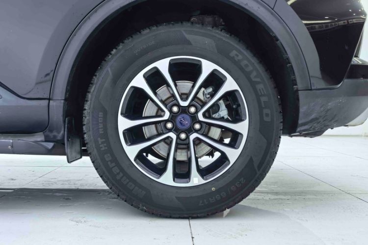 Used Ford Escape 2020 EcoBoost 245 Two-Wheel-Drive Comfort Edition Exterior 10