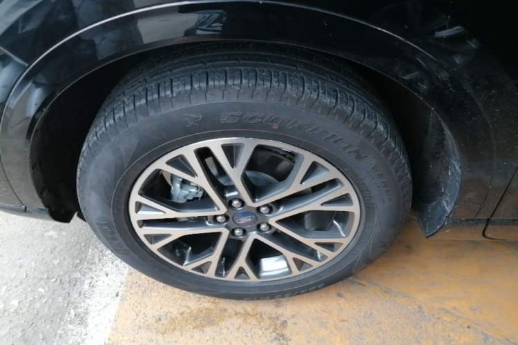 Used Ford Escape 2020 EcoBoost 245 4x4 Enjoyment Model Exterior 4