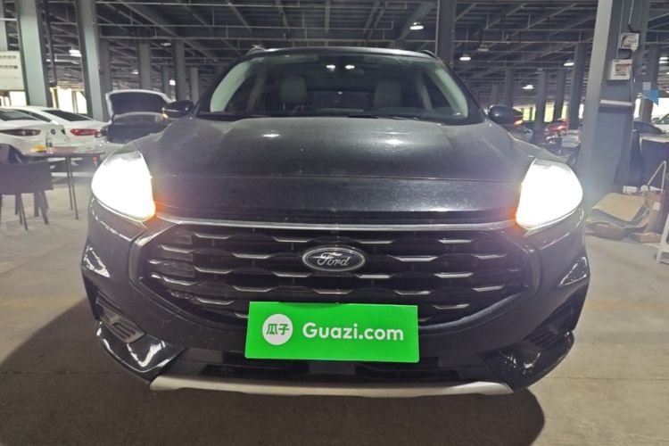 Used Ford Escape 2020 EcoBoost 245 Two-Wheel-Drive Comfort Edition Front