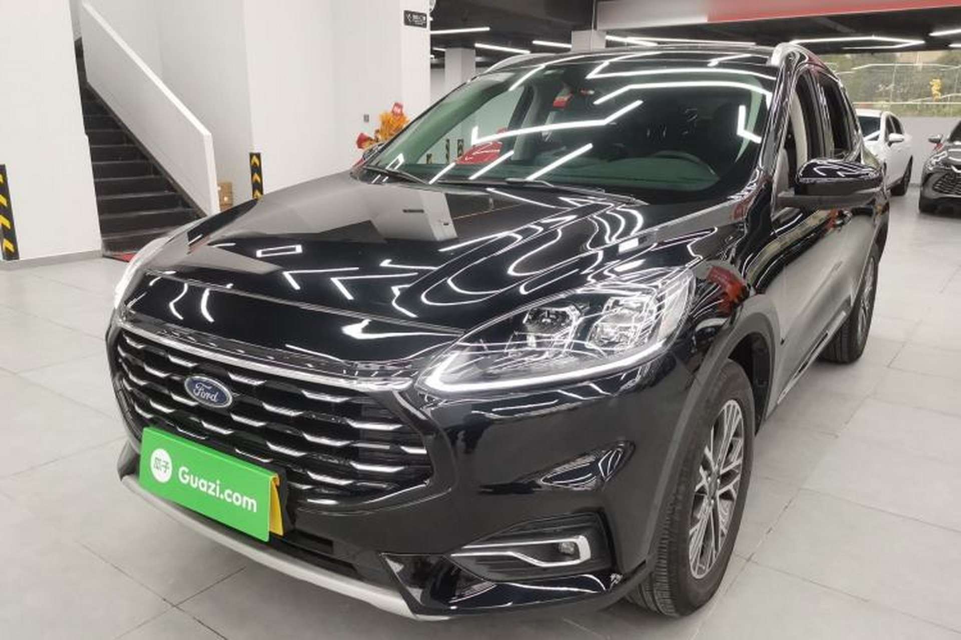 Used Ford Escape 2020 EcoBoost 245 Two-Wheel Drive Smart & Enjoyment Model Front Left 45 Deg