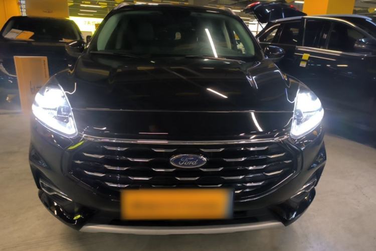 Used Ford Escape 2020 EcoBoost 245 Two-Wheel-Drive Titanium Edition Front