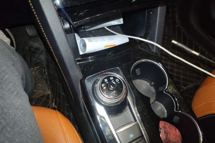 Used Ford Escape 2020 EcoBoost 245 Two-Wheel Drive Smart & Enjoyment Model Gear Lever