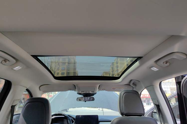 Used Ford Escape 2020 EcoBoost 245 Two-Wheel-Drive Comfort Edition Headliner
