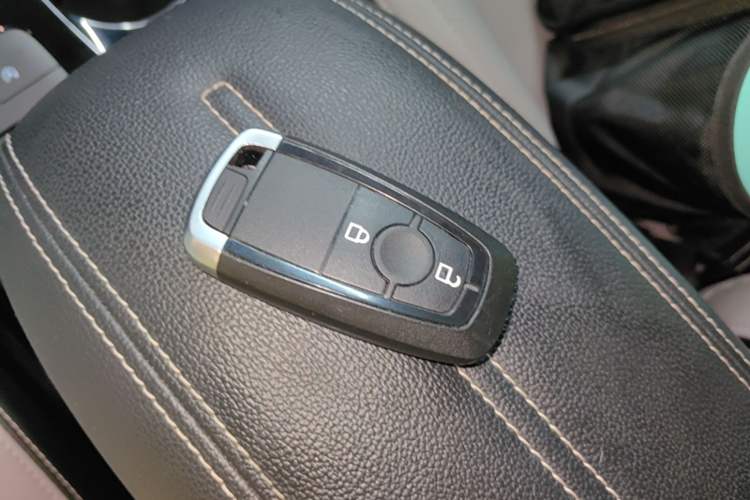 Used Ford Escape 2020 EcoBoost 245 Two-Wheel-Drive Titanium Edition Interior 1