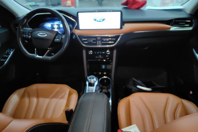 Used Ford Escape 2020 EcoBoost 245 Two-Wheel Drive Smart & Enjoyment Model Interior 2