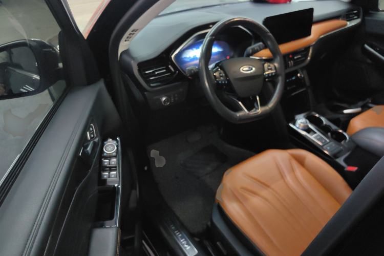 Used Ford Escape 2020 EcoBoost 245 Two-Wheel Drive Smart & Enjoyment Model Interior 3