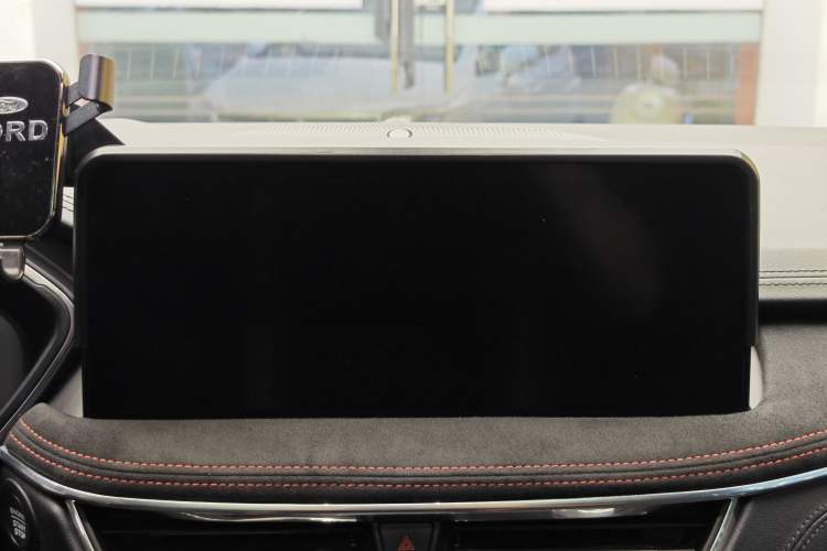 Used Ford Escape 2020 EcoBoost 245 Four-Wheel Drive ST-LINE Deluxe Edition Interior 5