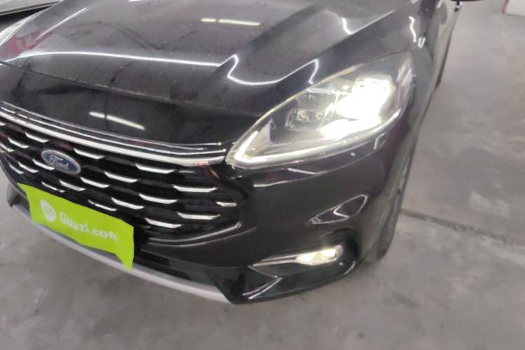 Used Ford Escape 2020 EcoBoost 245 Two-Wheel Drive Smart & Enjoyment Model Left Front Headlight
