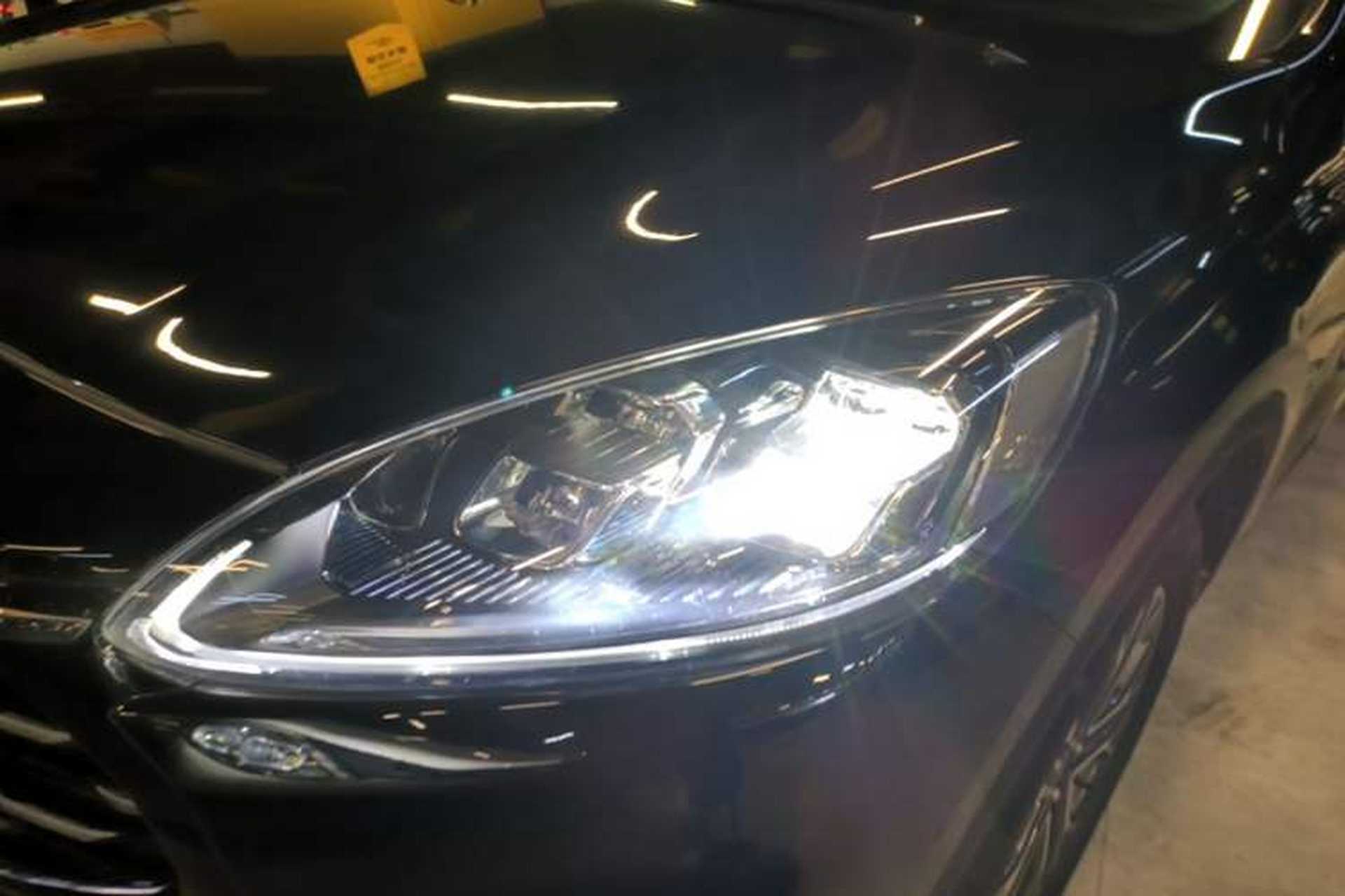Used Ford Escape 2020 EcoBoost 245 Two-Wheel-Drive Titanium Edition Left Front Headlight