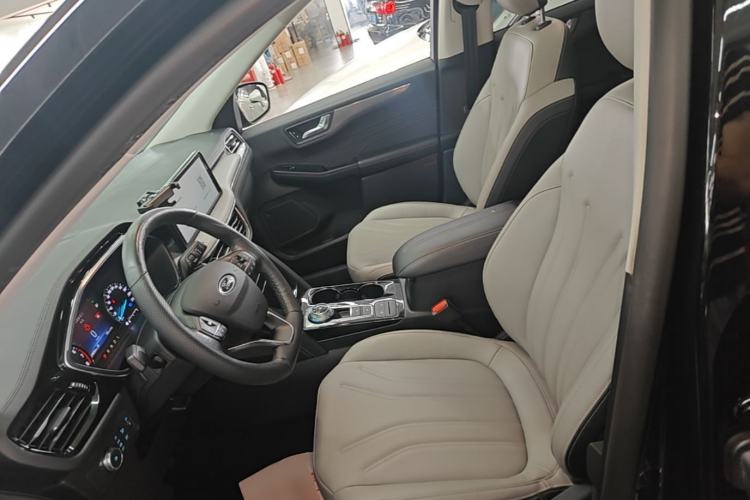 Used Ford Escape 2020 EcoBoost 245 Two-Wheel-Drive Comfort Edition Left Front Seat