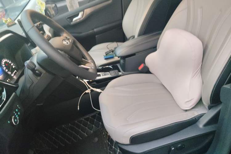Used Ford Escape 2020 EcoBoost 245 Two-Wheel-Drive Comfort Edition Left Front Seat